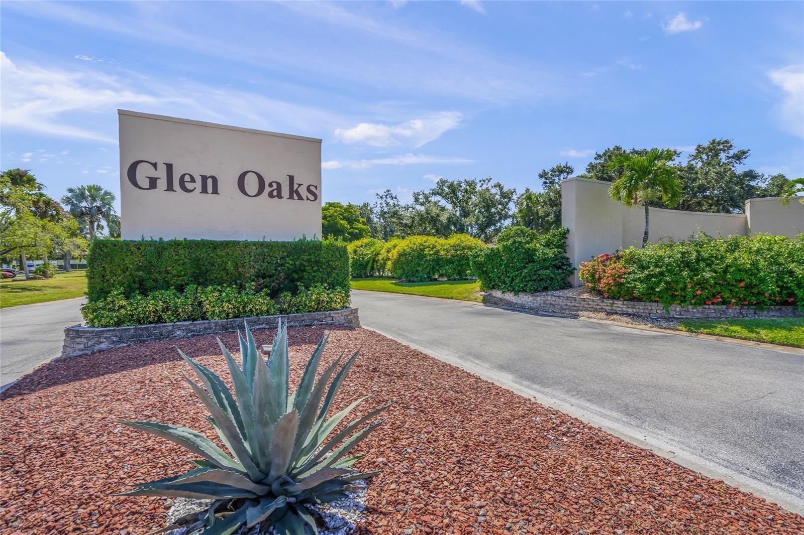 1325 GLEN OAKS DR E #133