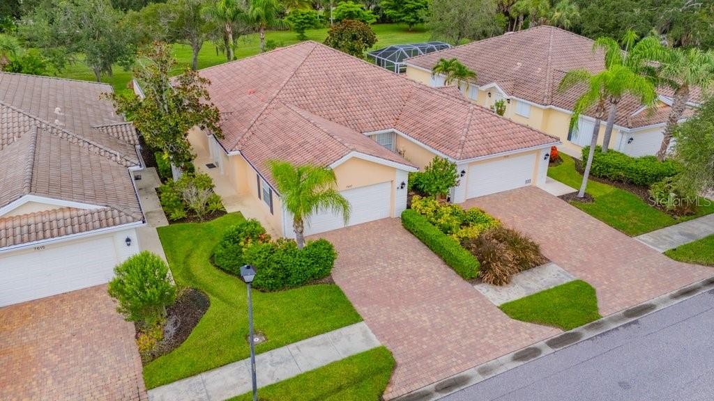7617 CAMMINARE DR