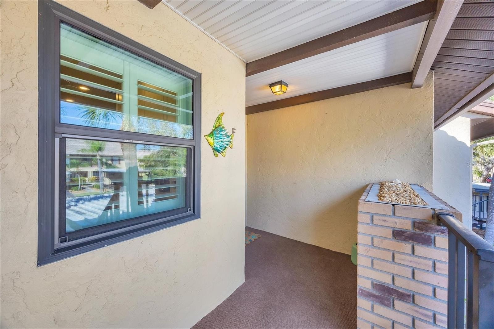 370 THREE LAKES LN #F