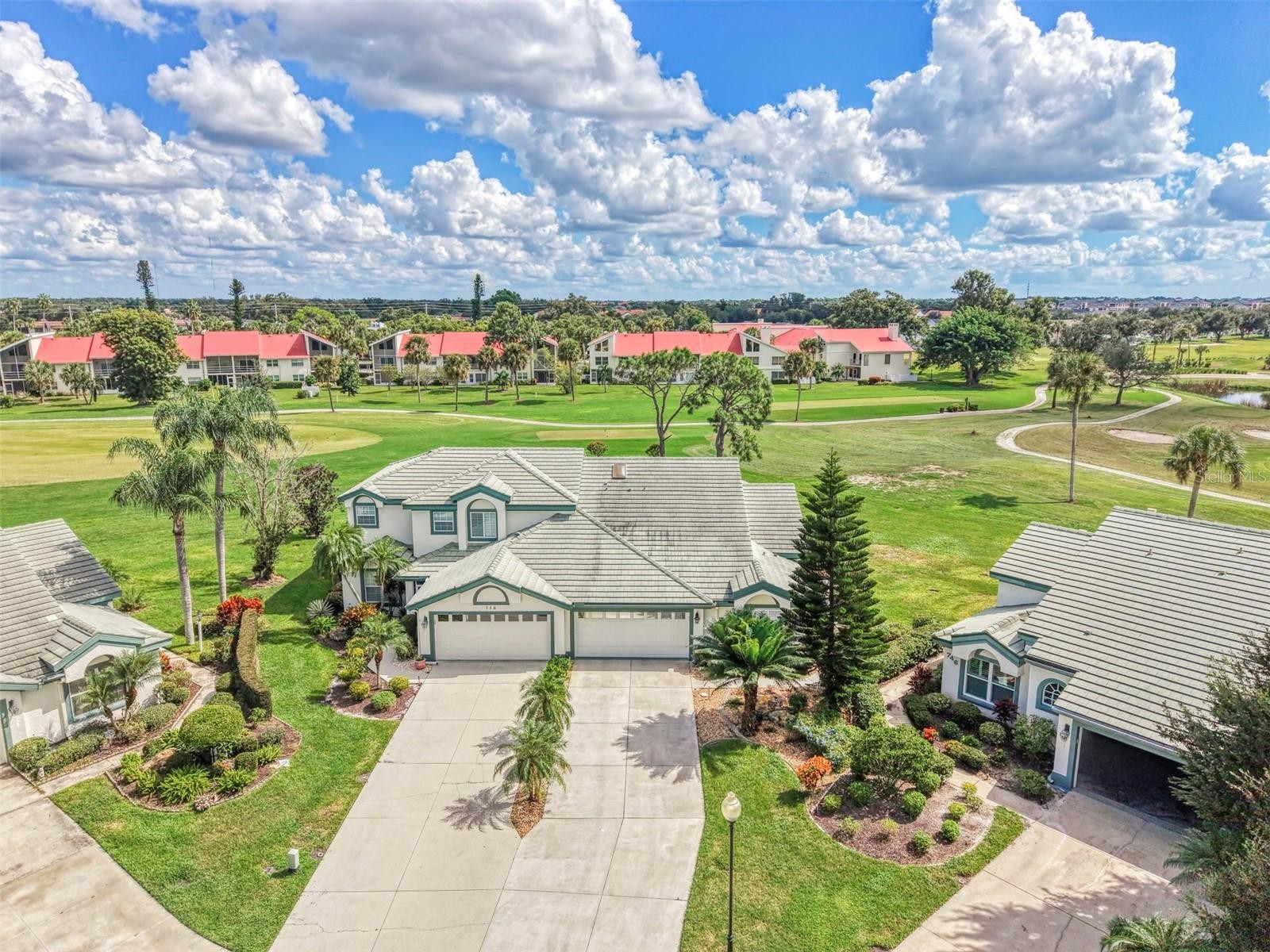 748 CONNEMARA CT