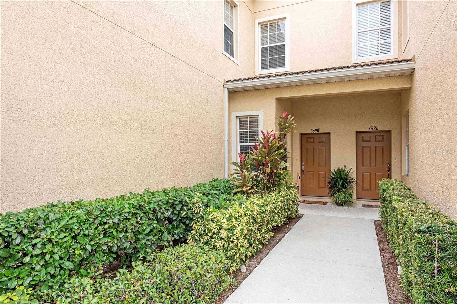 3698 PARKRIDGE CIR #26-104
