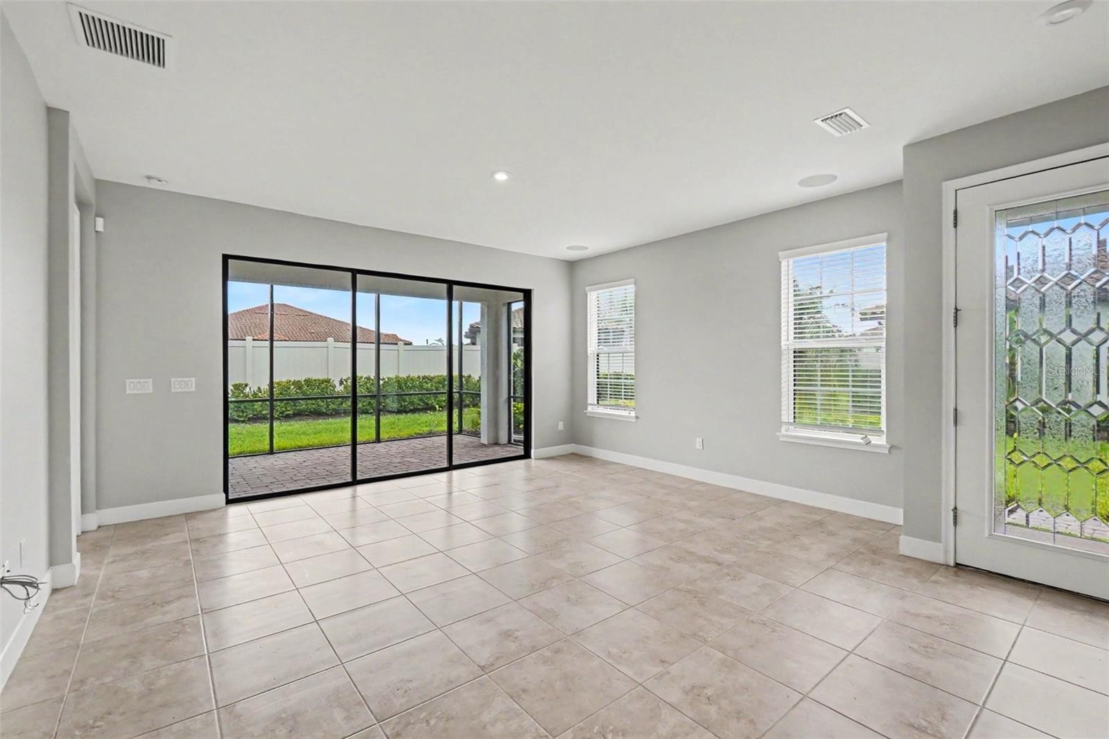 10930 WENDOVER DR