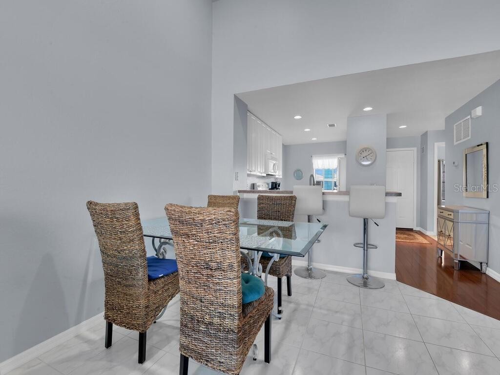 5762 SABAL TRACE DR #201