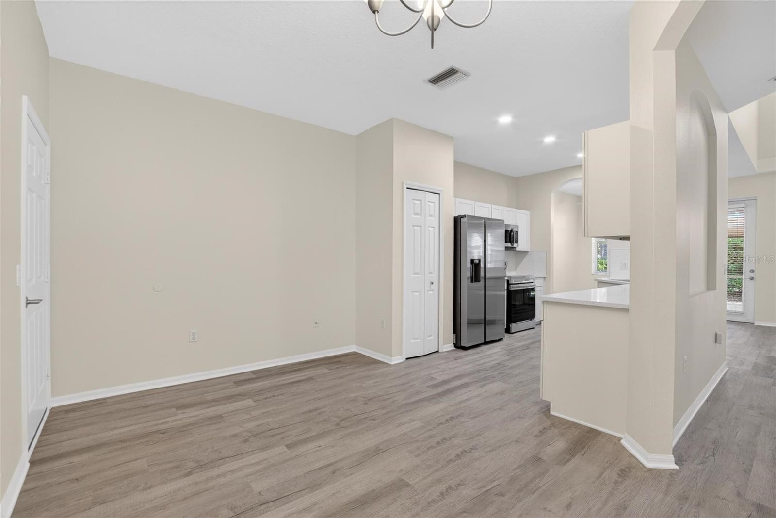 6418 ROSEFINCH CT #103