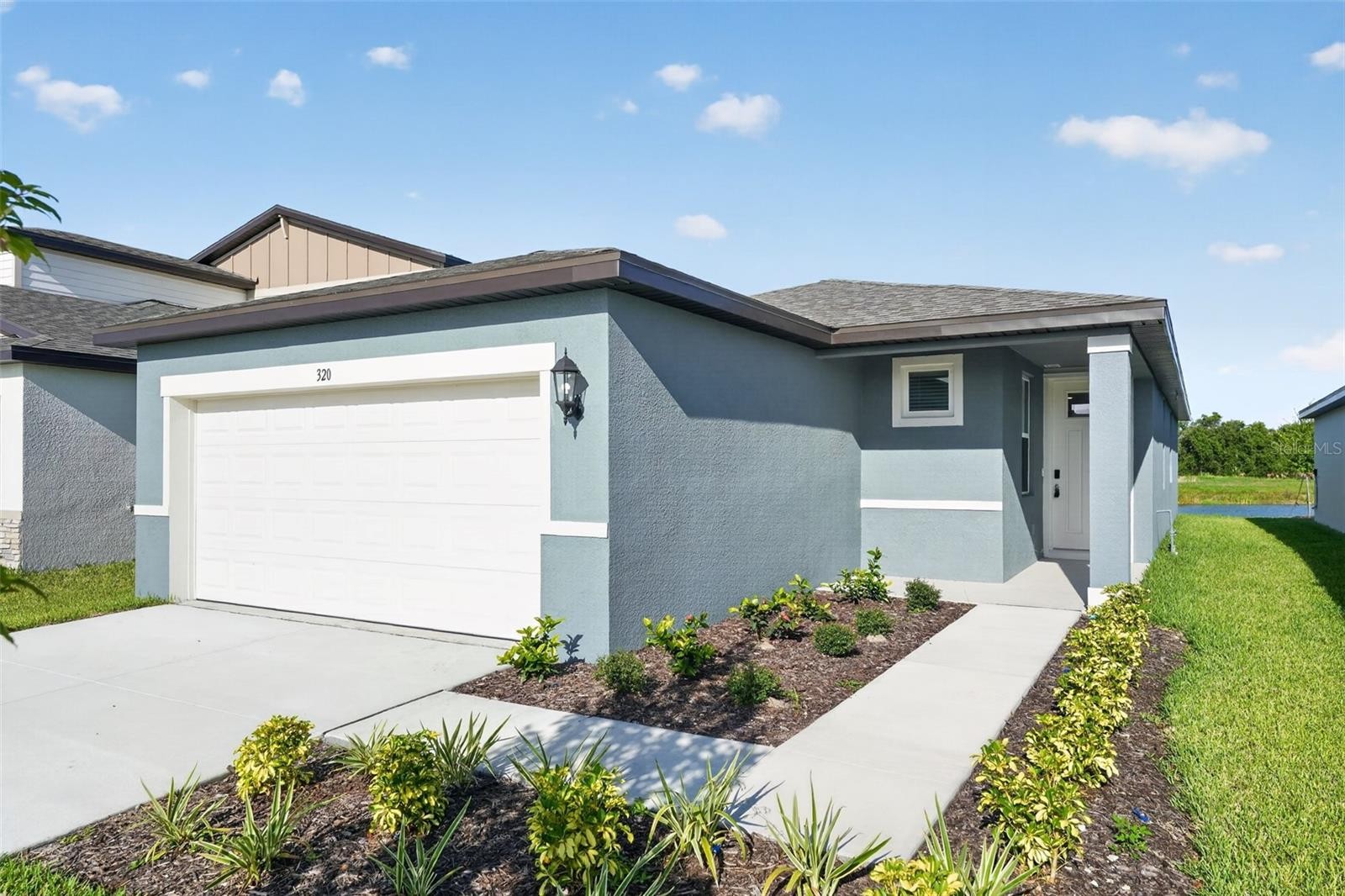 320 LAZY SHORE DR