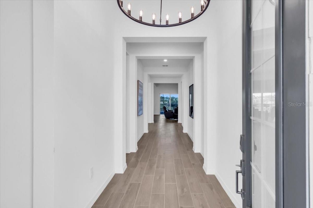 5522 LIGHTNING WHELK LN