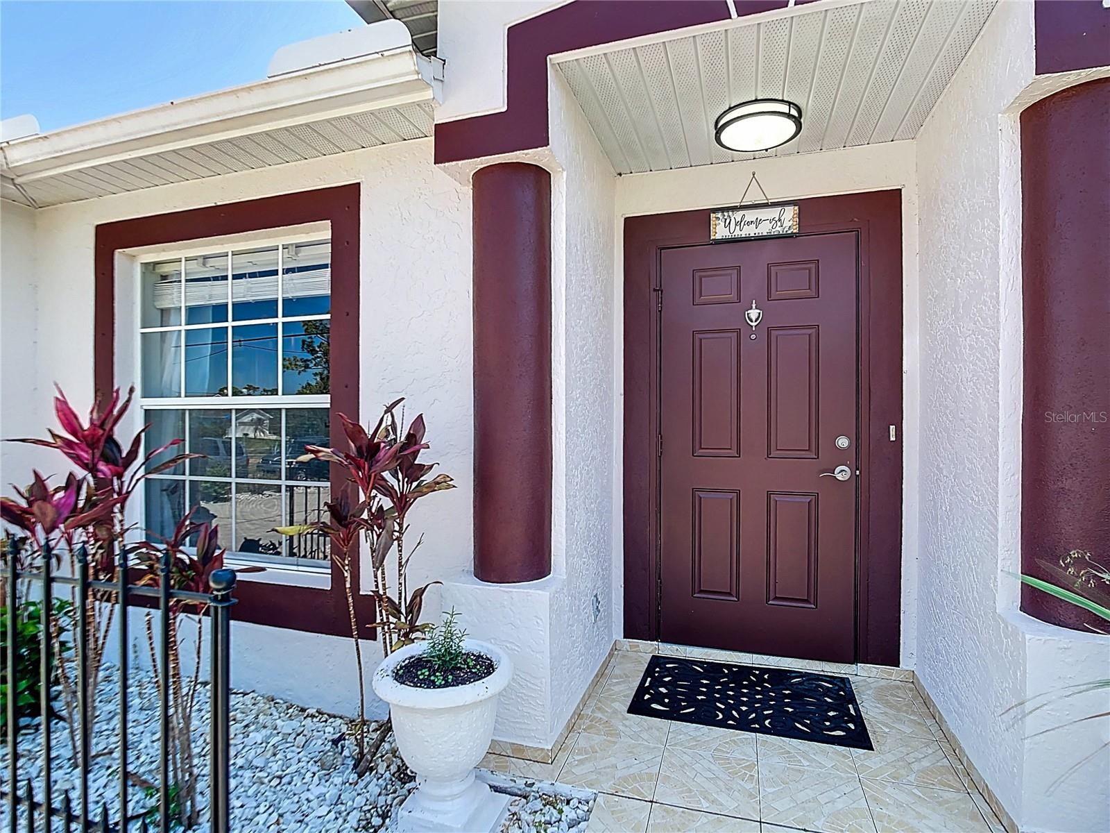 1262 S CRANBERRY BLVD