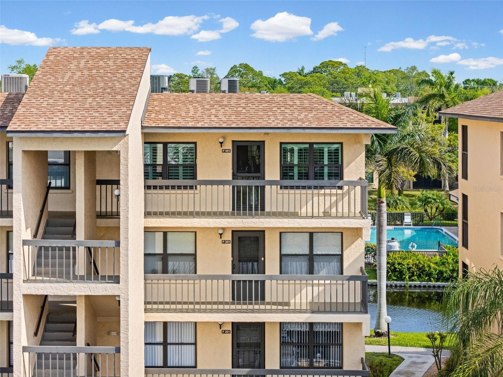 635 30TH AVE W #F 401