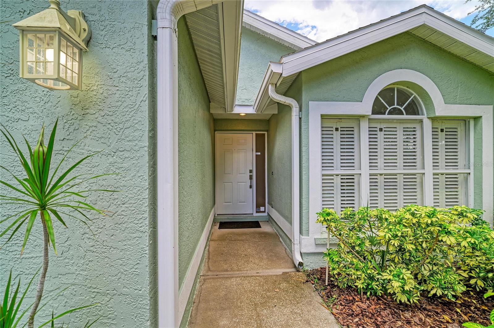 7488 ELEANOR CIR #80