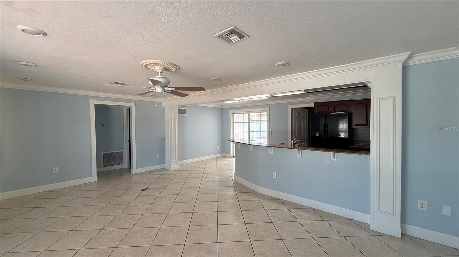 3100 LAKE RIDGE DR