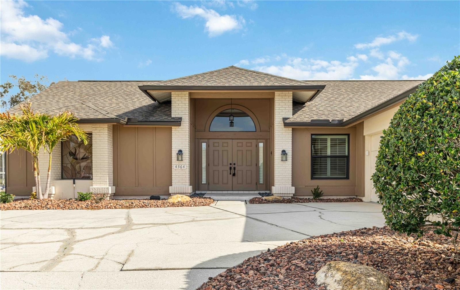 4364 PRESIDENTIAL AVENUE CIR E