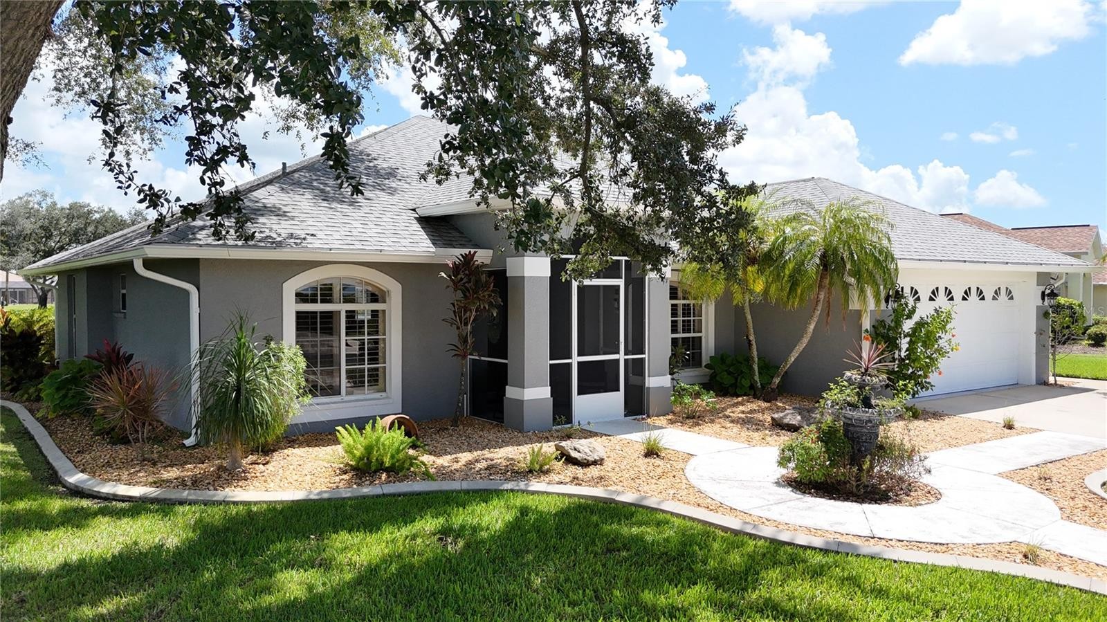 2226 CHARLESTON PARK DR