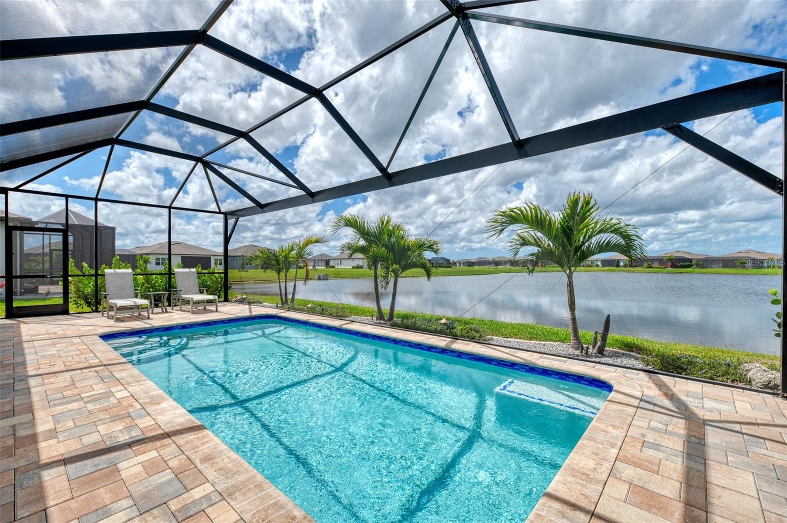 9216 BARRIER COAST TRL