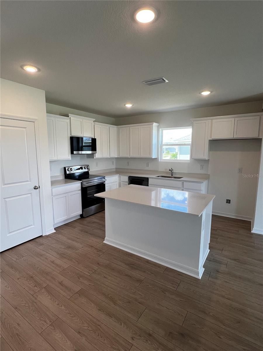 12918 RED DEER PL