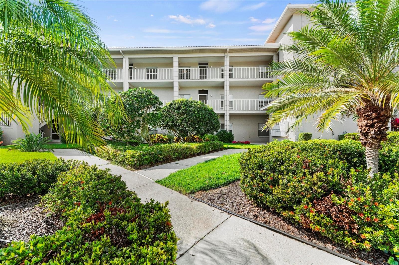 9610 CLUB SOUTH CIR #4306