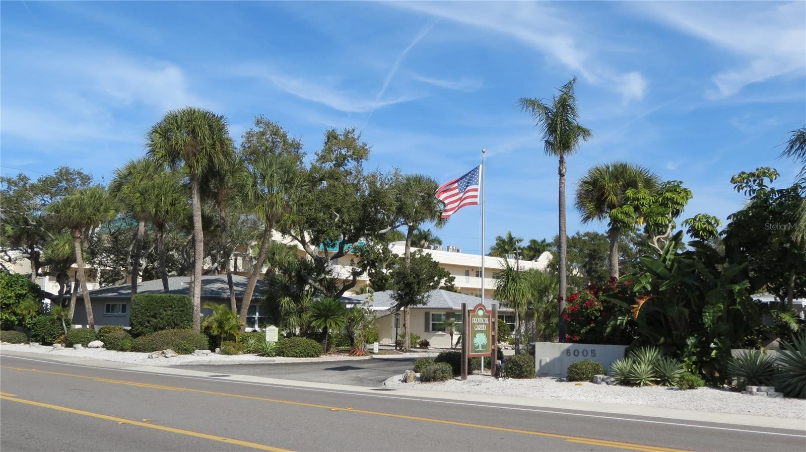 6005 MIDNIGHT PASS RD #N4