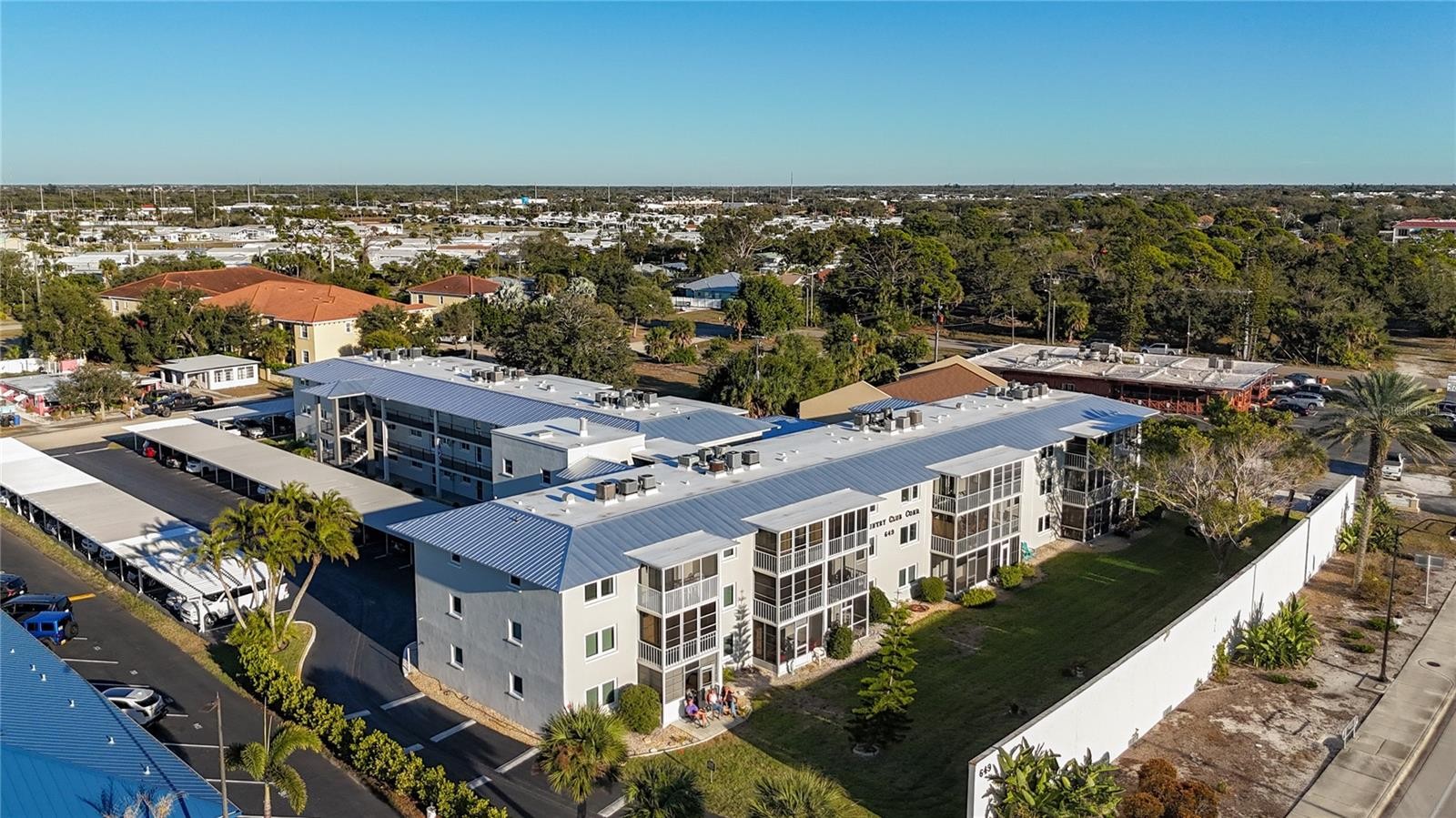 649 TAMIAMI TRL S #112