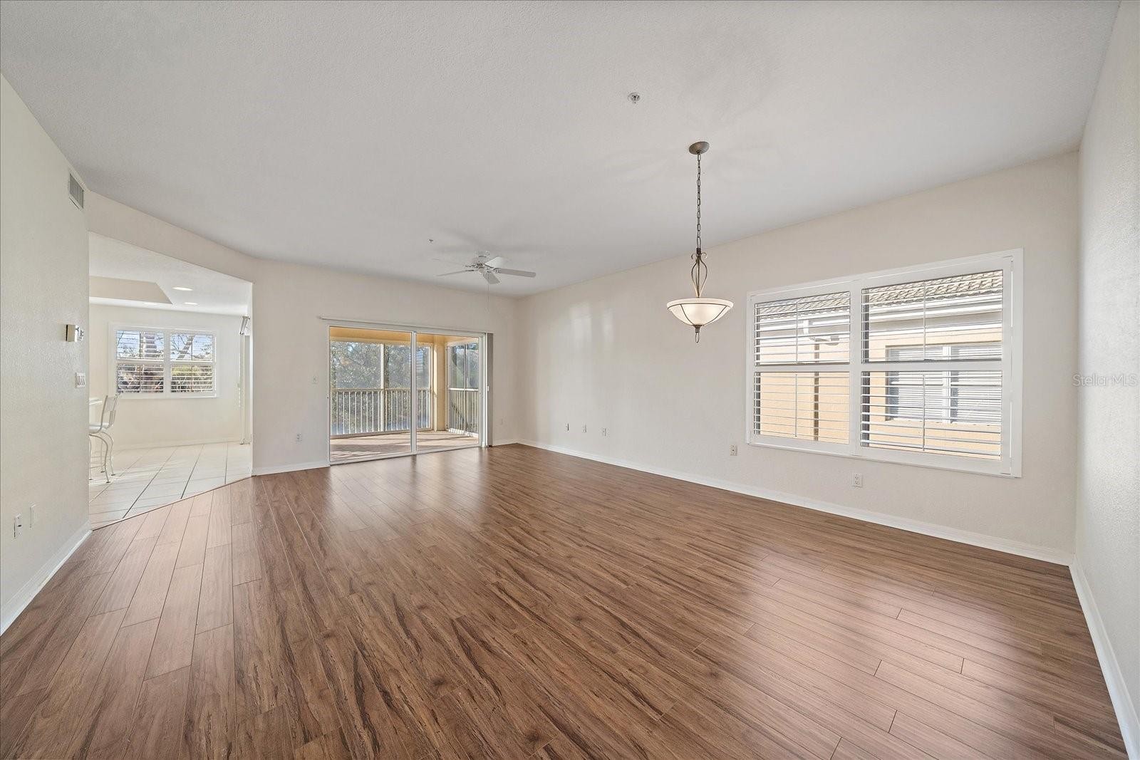 6318 GRAND OAK CIR #204