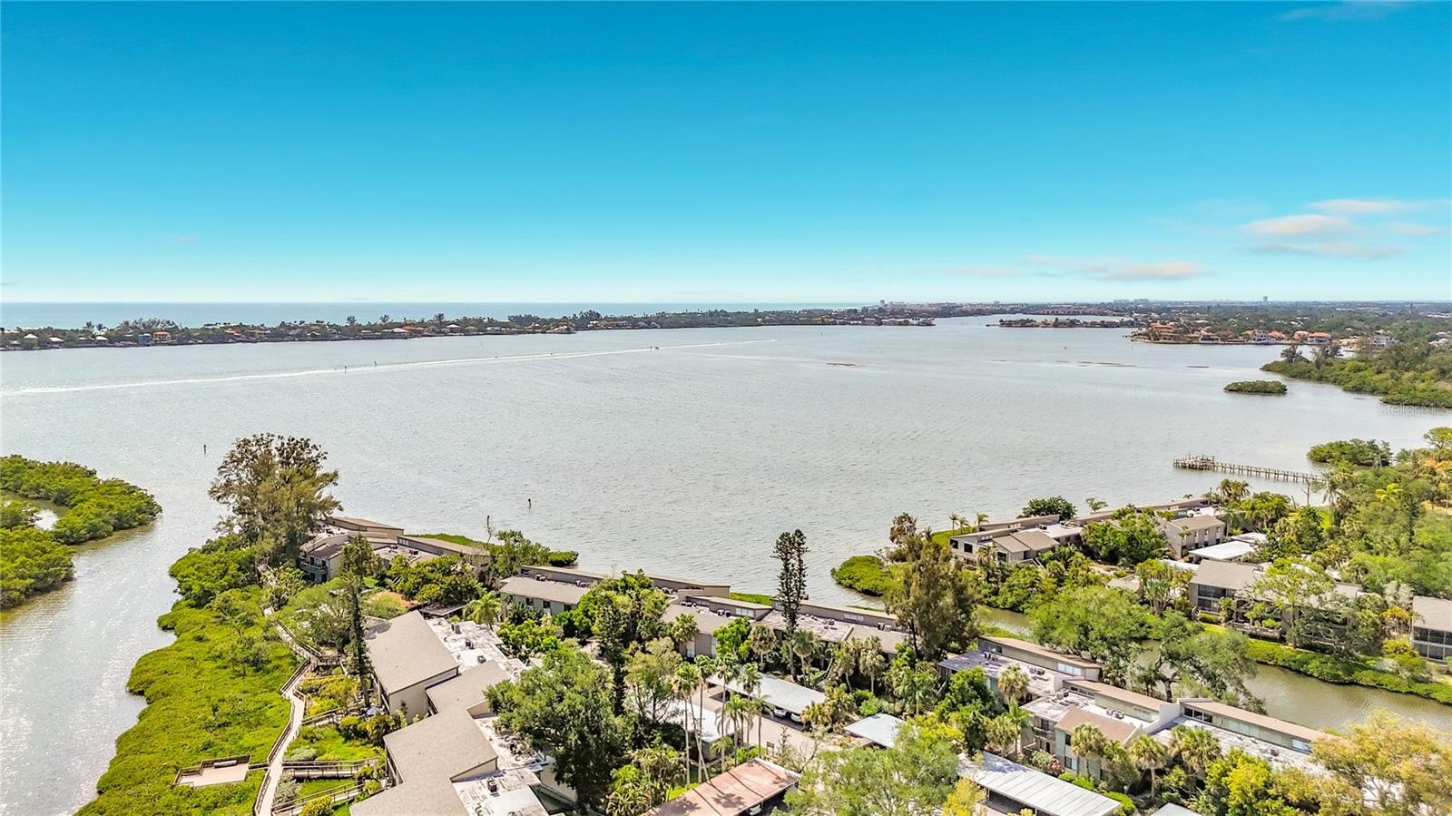 1515 PELICAN POINT DR #BA185