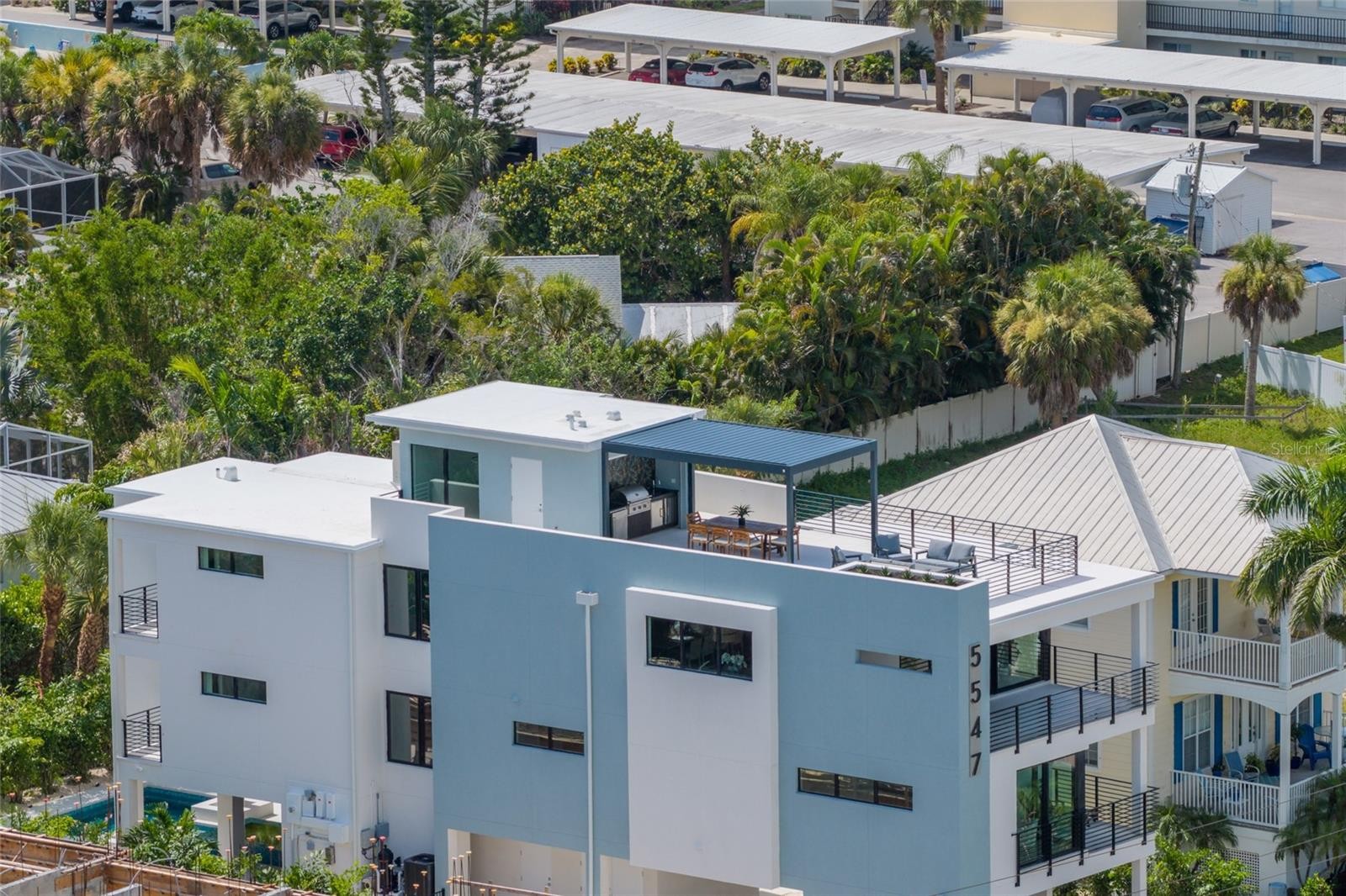 5547 AVENIDA DEL MARE