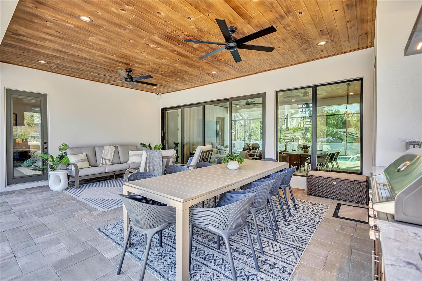275 LIME CIR