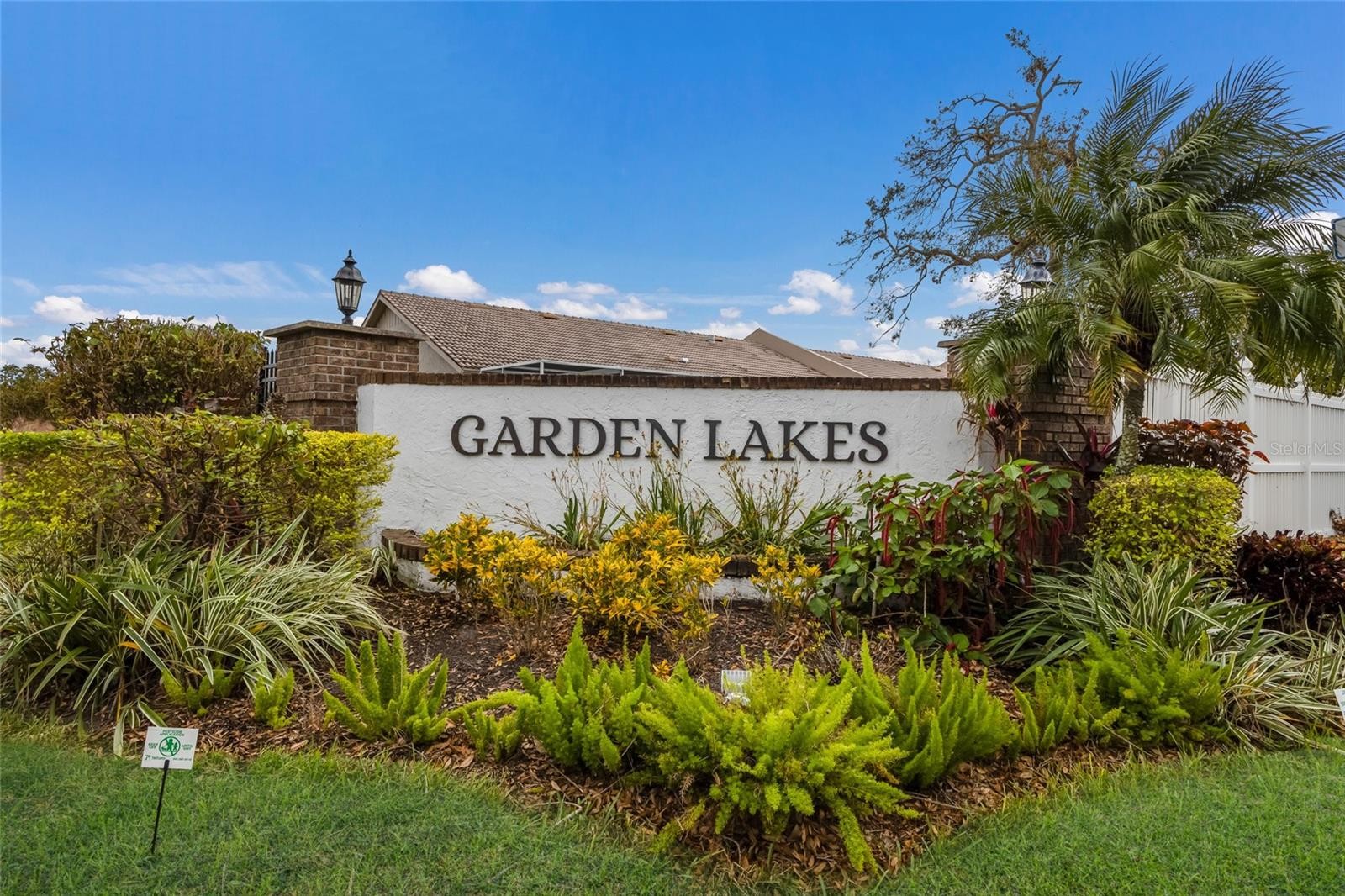 5807 GARDEN LAKES PALM