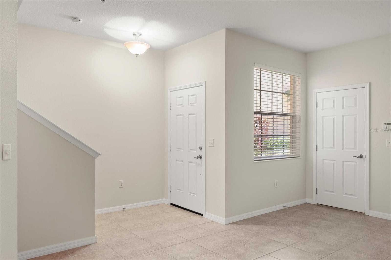 3717 PARKRIDGE CIR #6-102