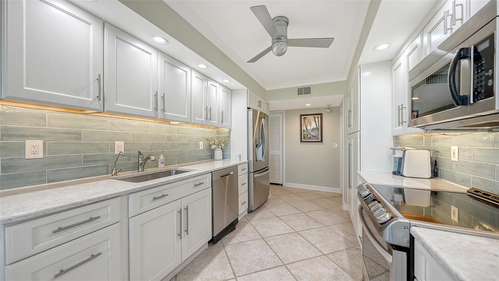2425 GULF OF MEXICO DR #1E