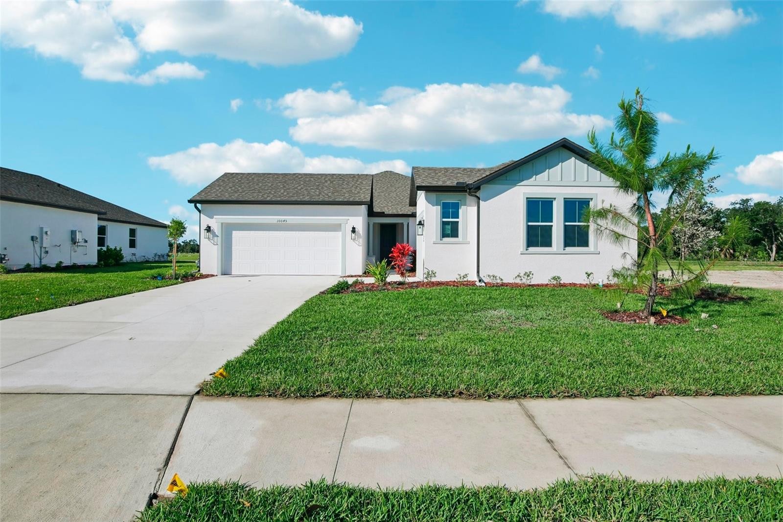 10045 HIDDEN HAMMOCK LOOP