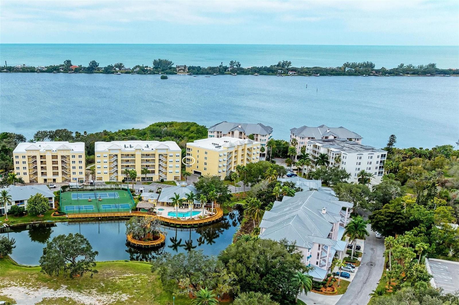 250 HIDDEN BAY DR #301