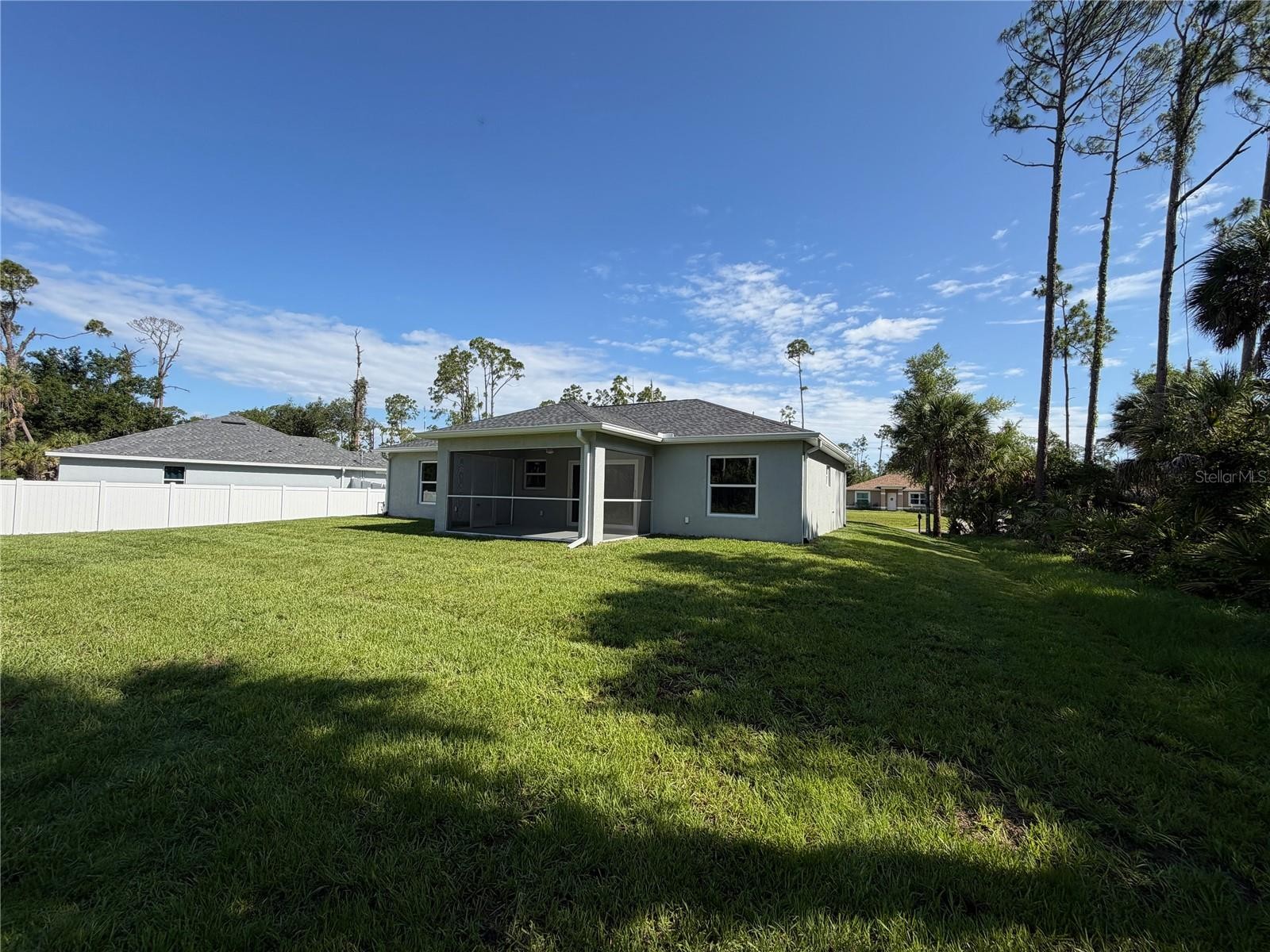 2587 NOWATNEY AVE