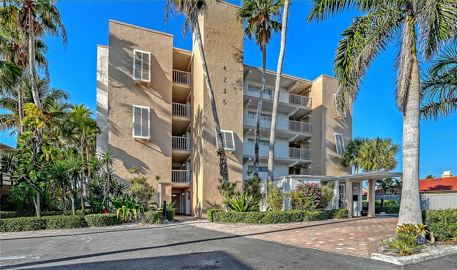 4235 GULF OF MEXICO DR #T101