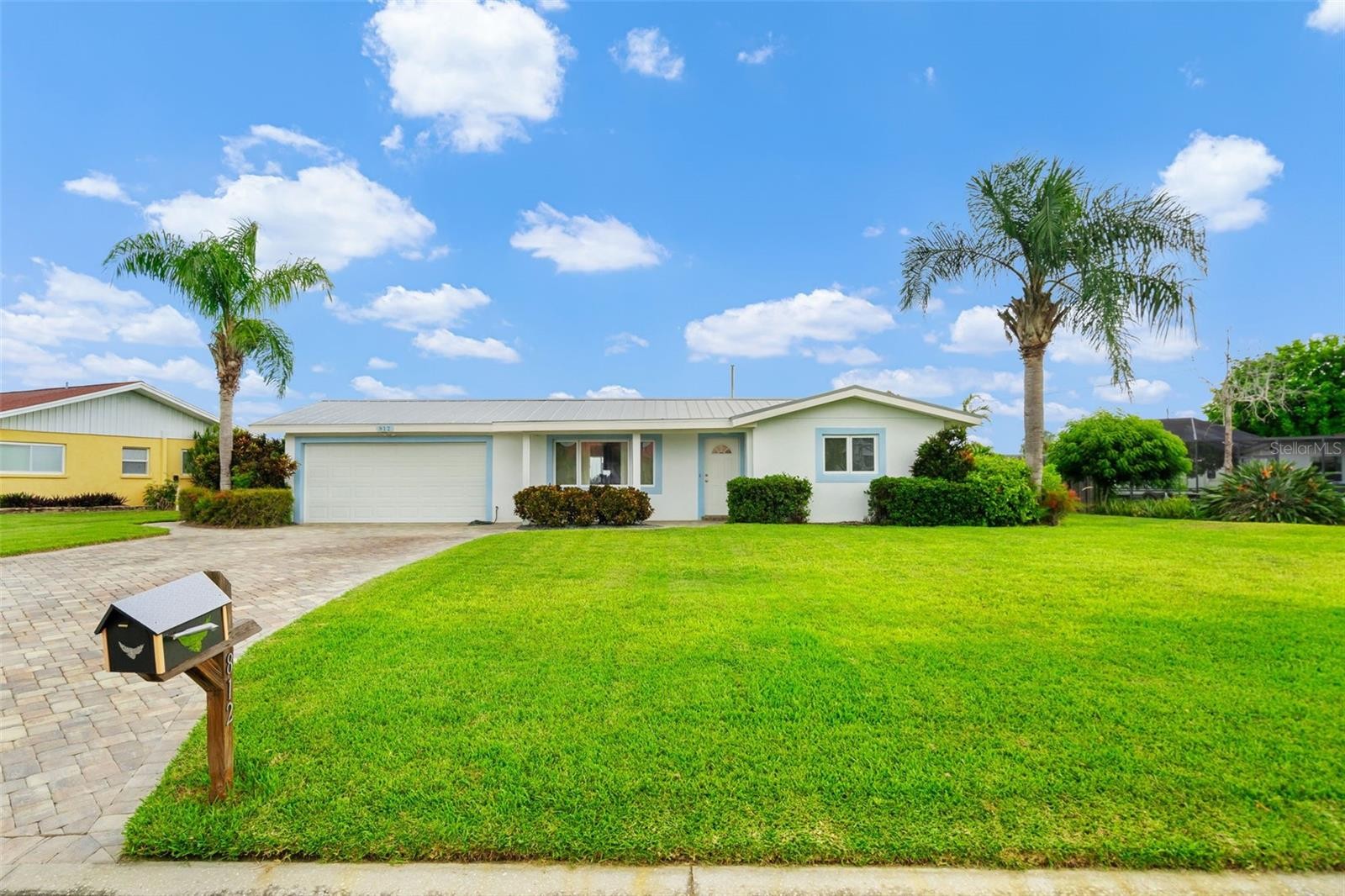812 ARLINGTON RD