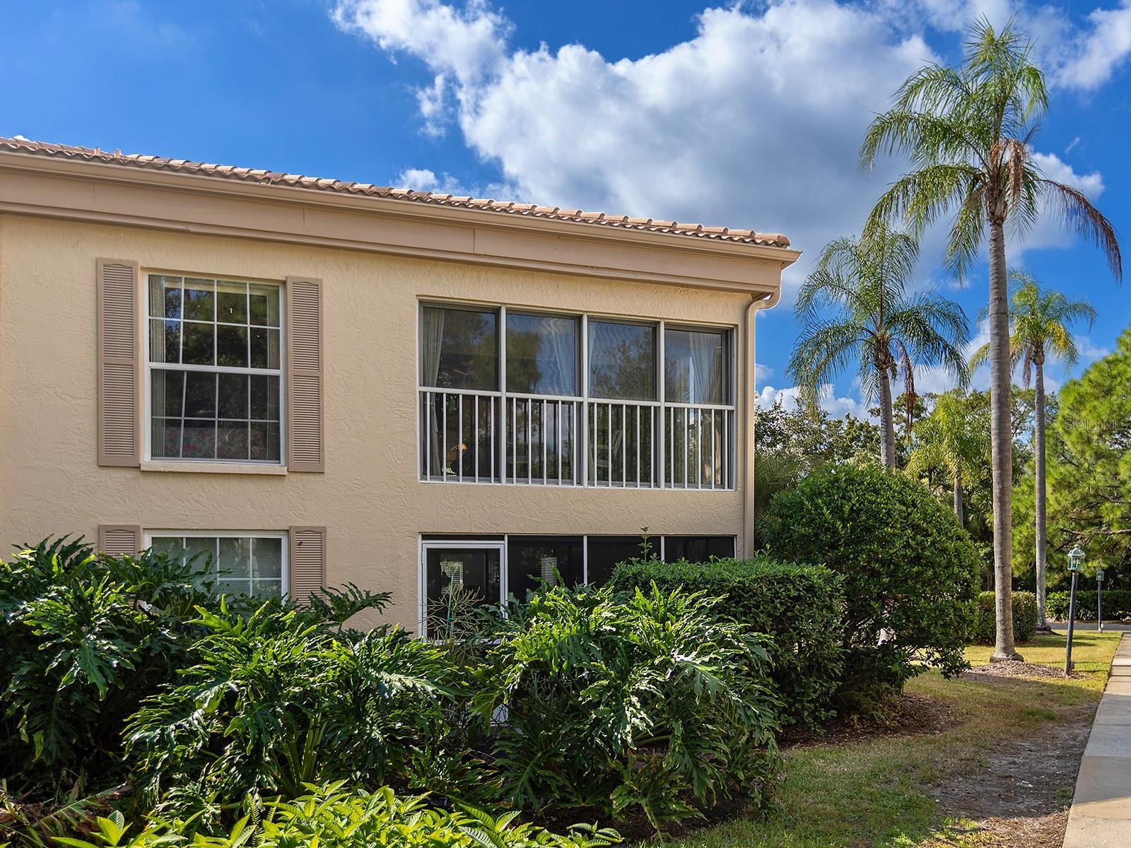 4415 LONGMEADOW #44