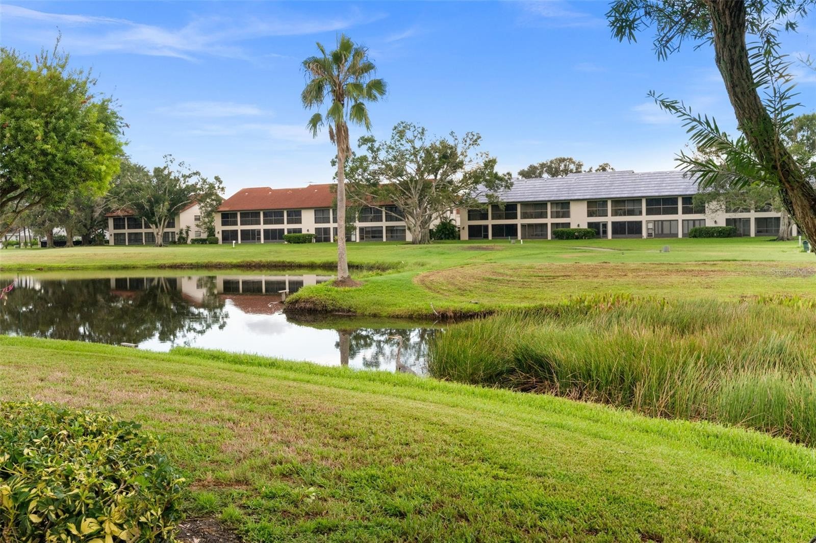 608 GONDOLA PARK DR #608