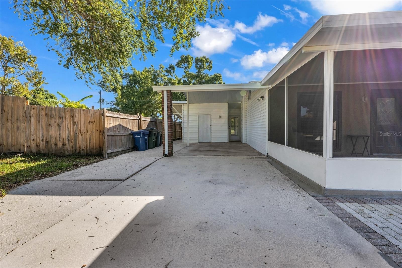 2209 WOODMERE RD