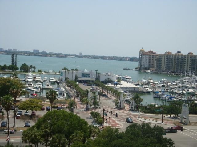 33 S GULFSTREAM AVE #702