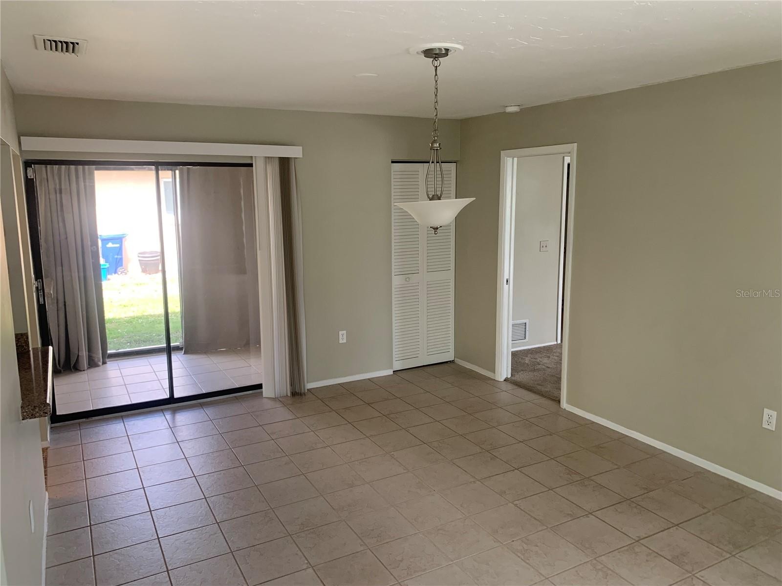 4753 RINGWOOD MDW