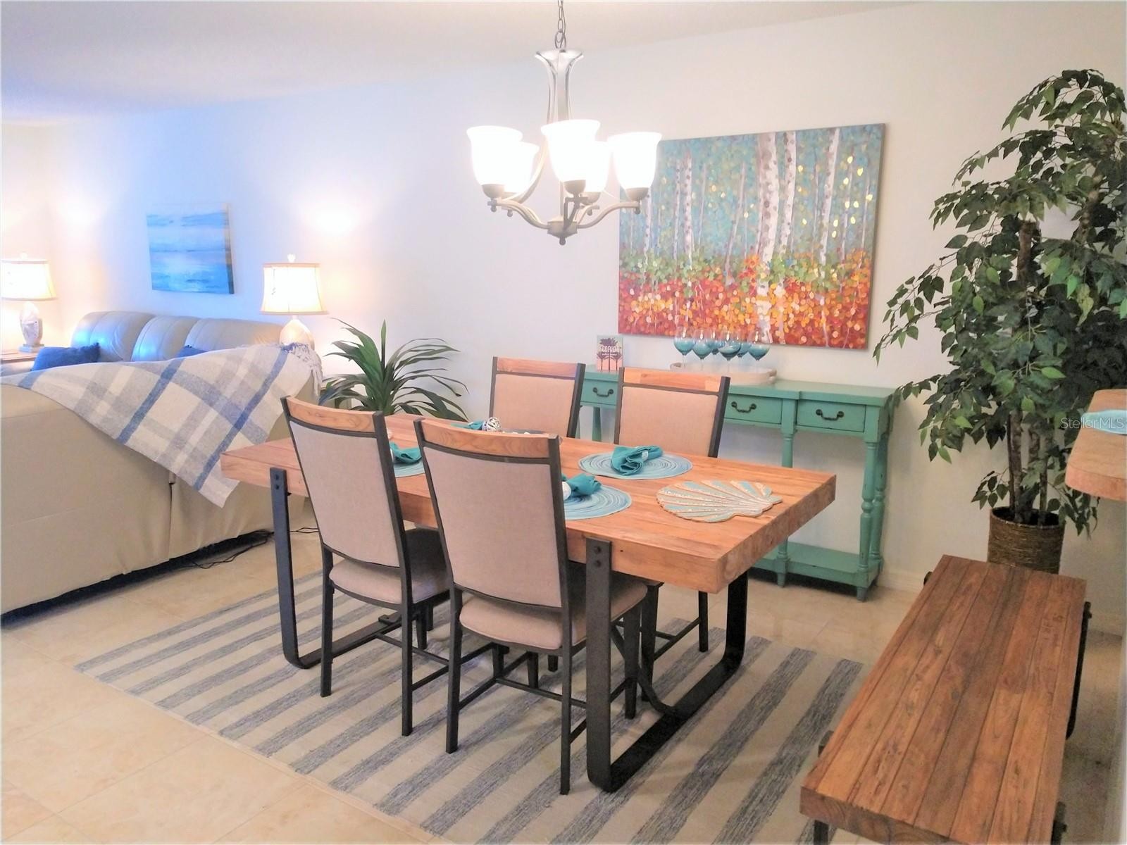 307 PINE HOLLOW CIR #307