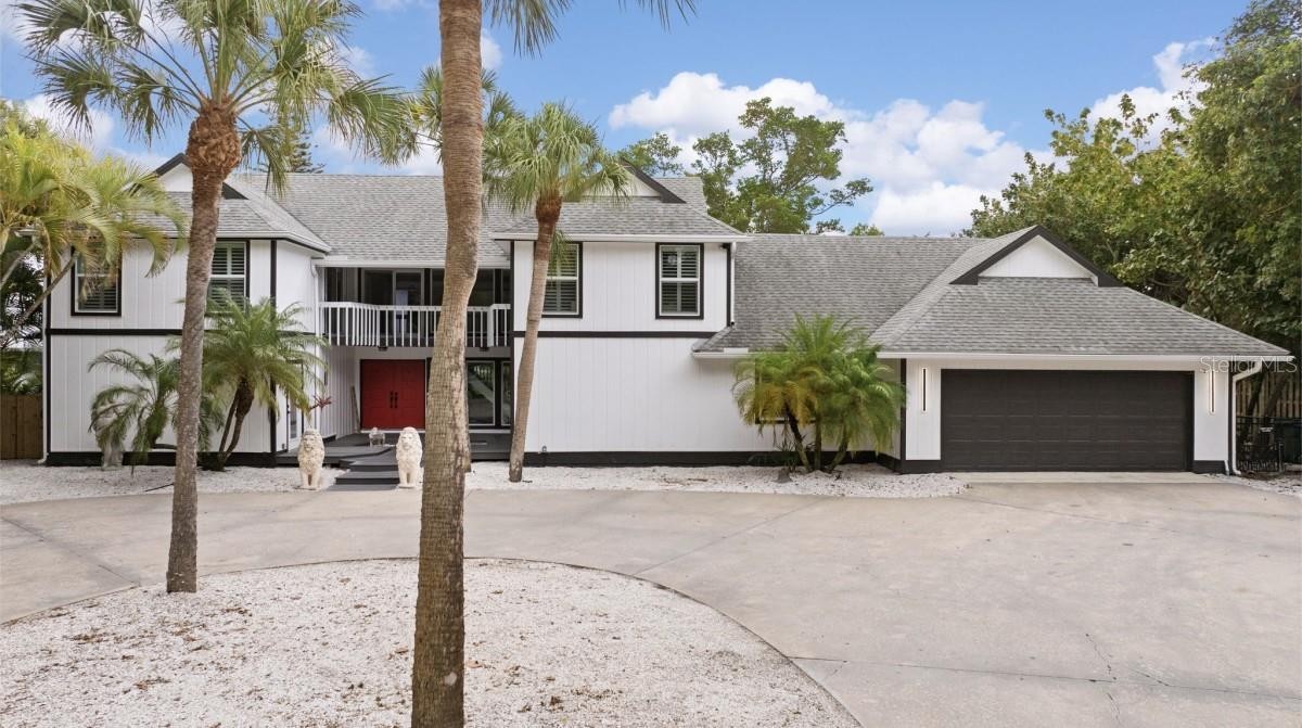 765 SIESTA KEY CIR