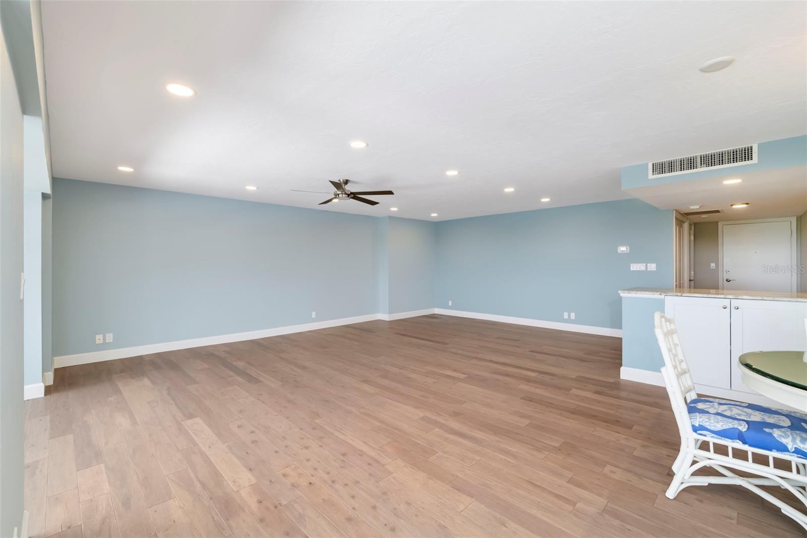 1750 BENJAMIN FRANKLIN DR #6F