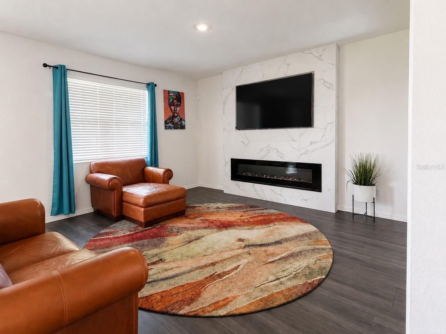 9589 SANDY BLUFFS CIR