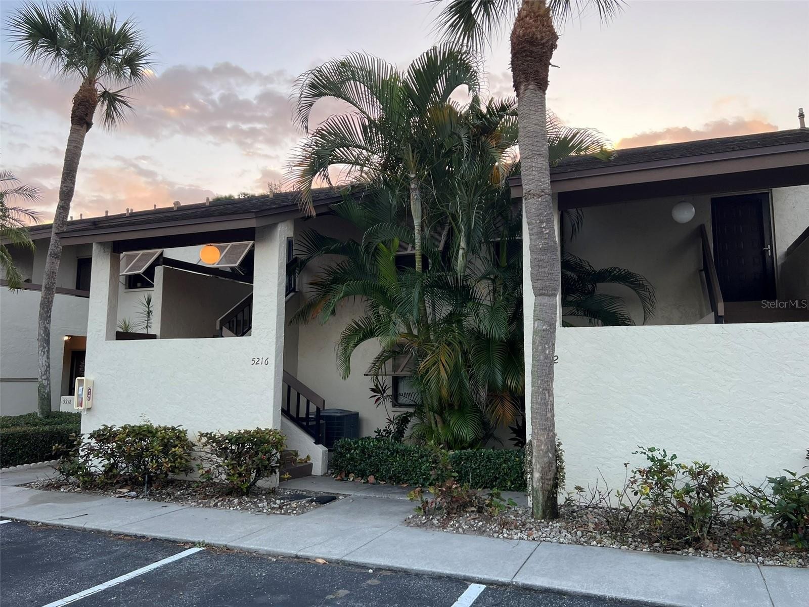 5216 WILLOW LINKS #82