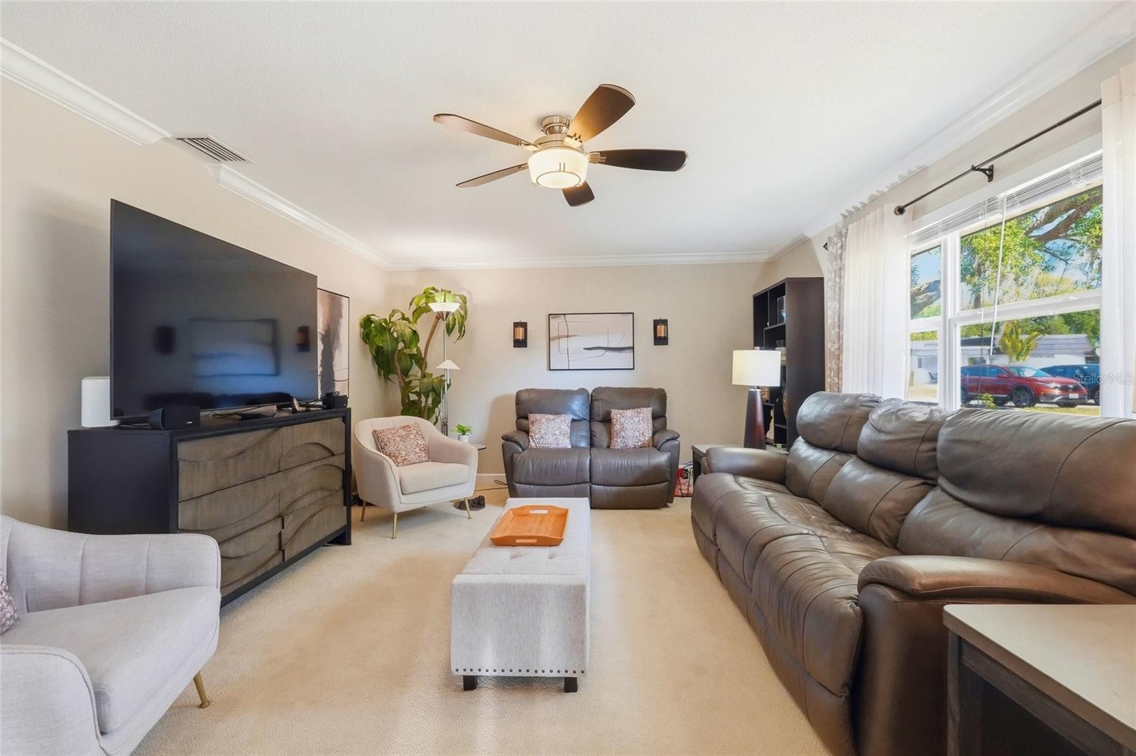 3985 OVERLOOK BND #16