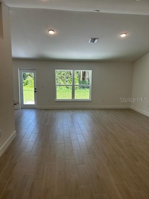 2968 TRAVERSE AVE