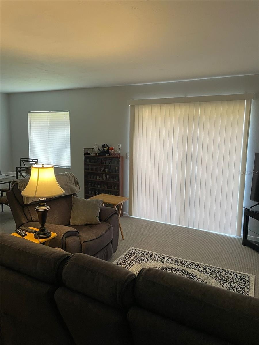 2725 HIDDEN LAKE BLVD #C