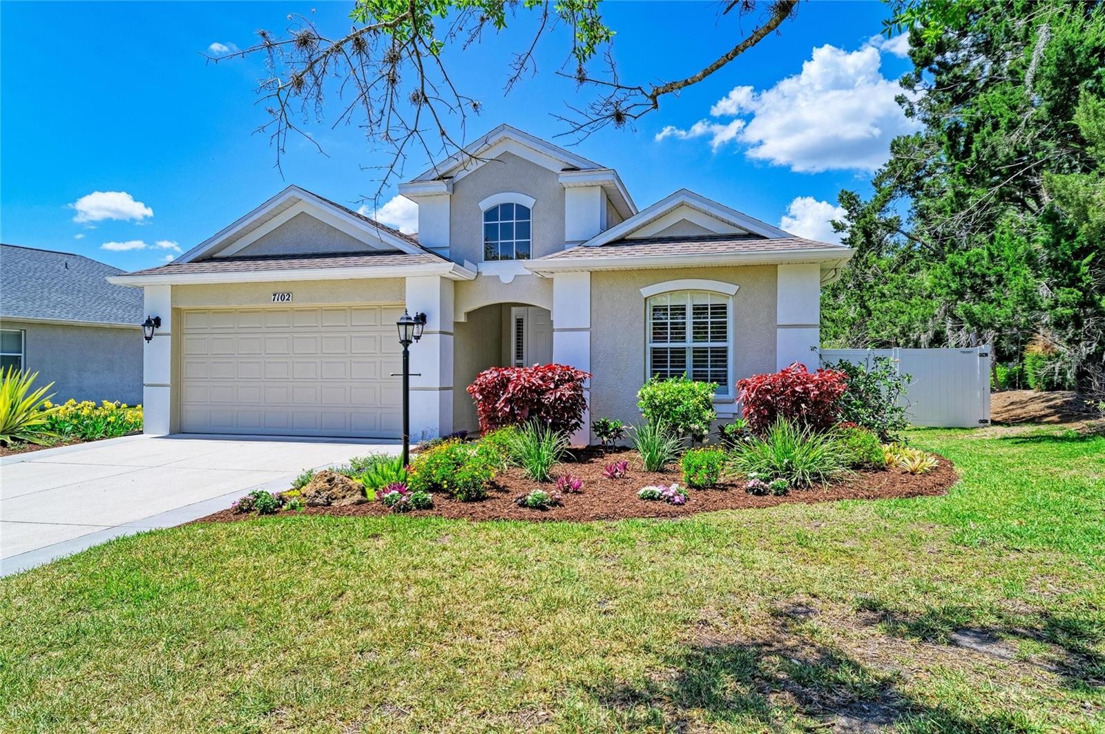 7102 BLUEBELL CT