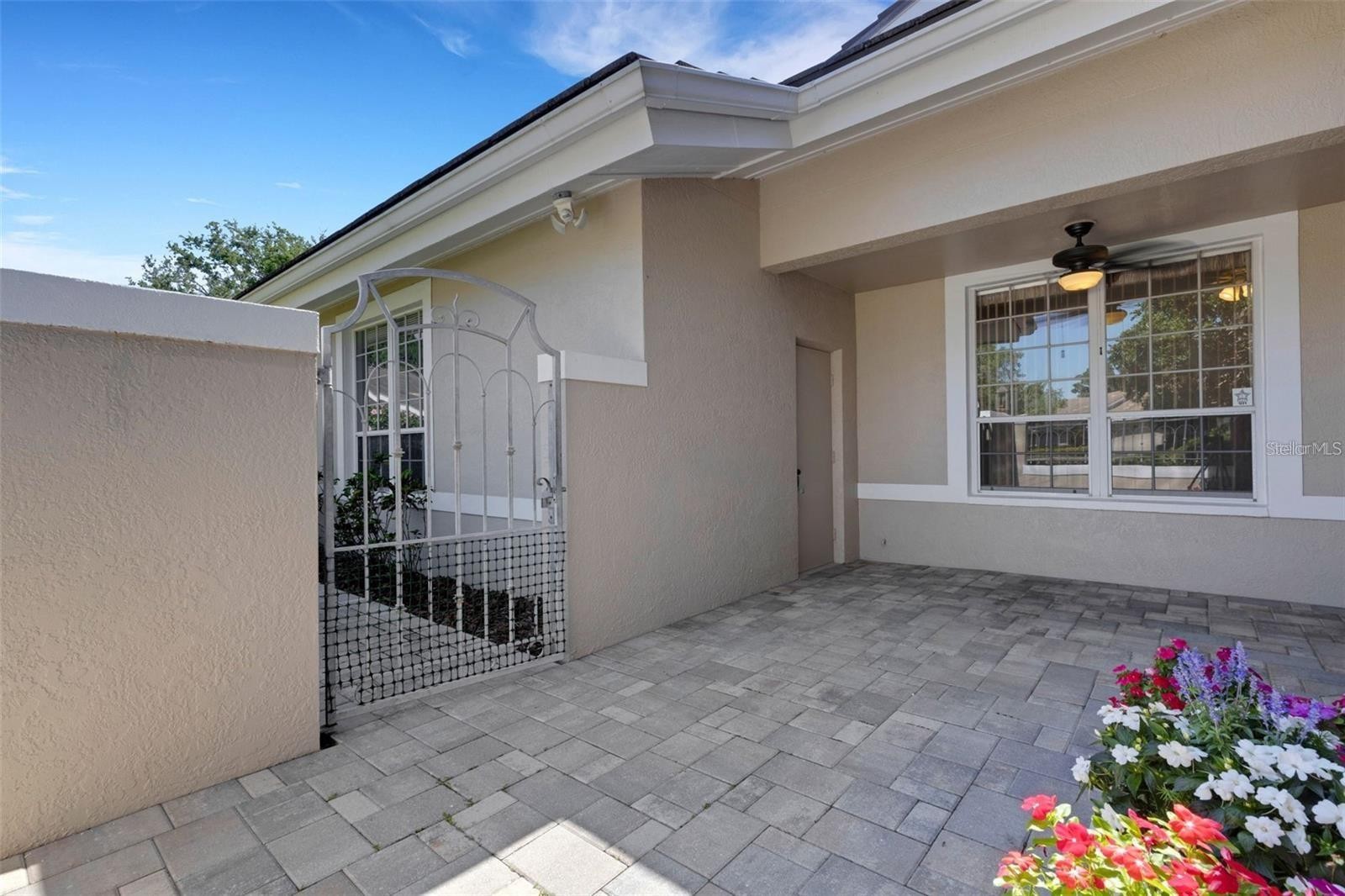 4044 PENSHURST PARK