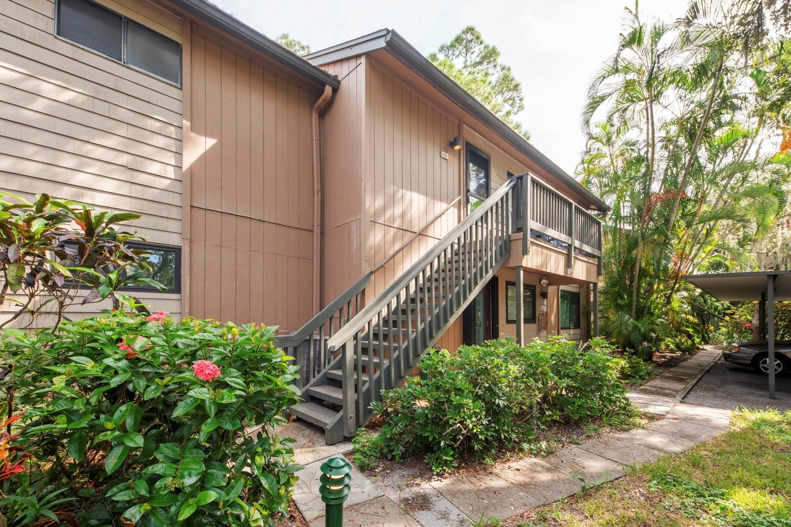 1700 Glenhouse Dr #406 Sarasota Florida 34231