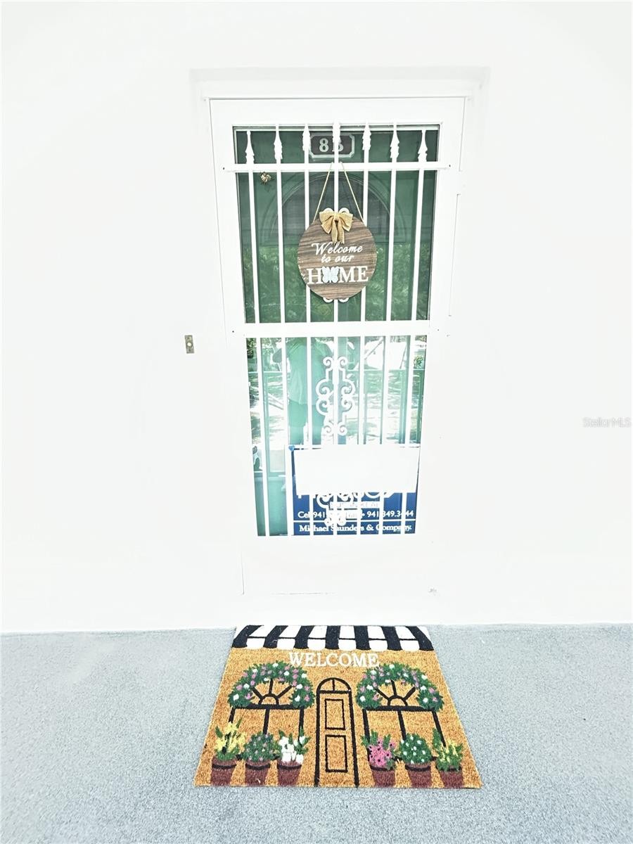 3900 ROXANE BLVD #8B